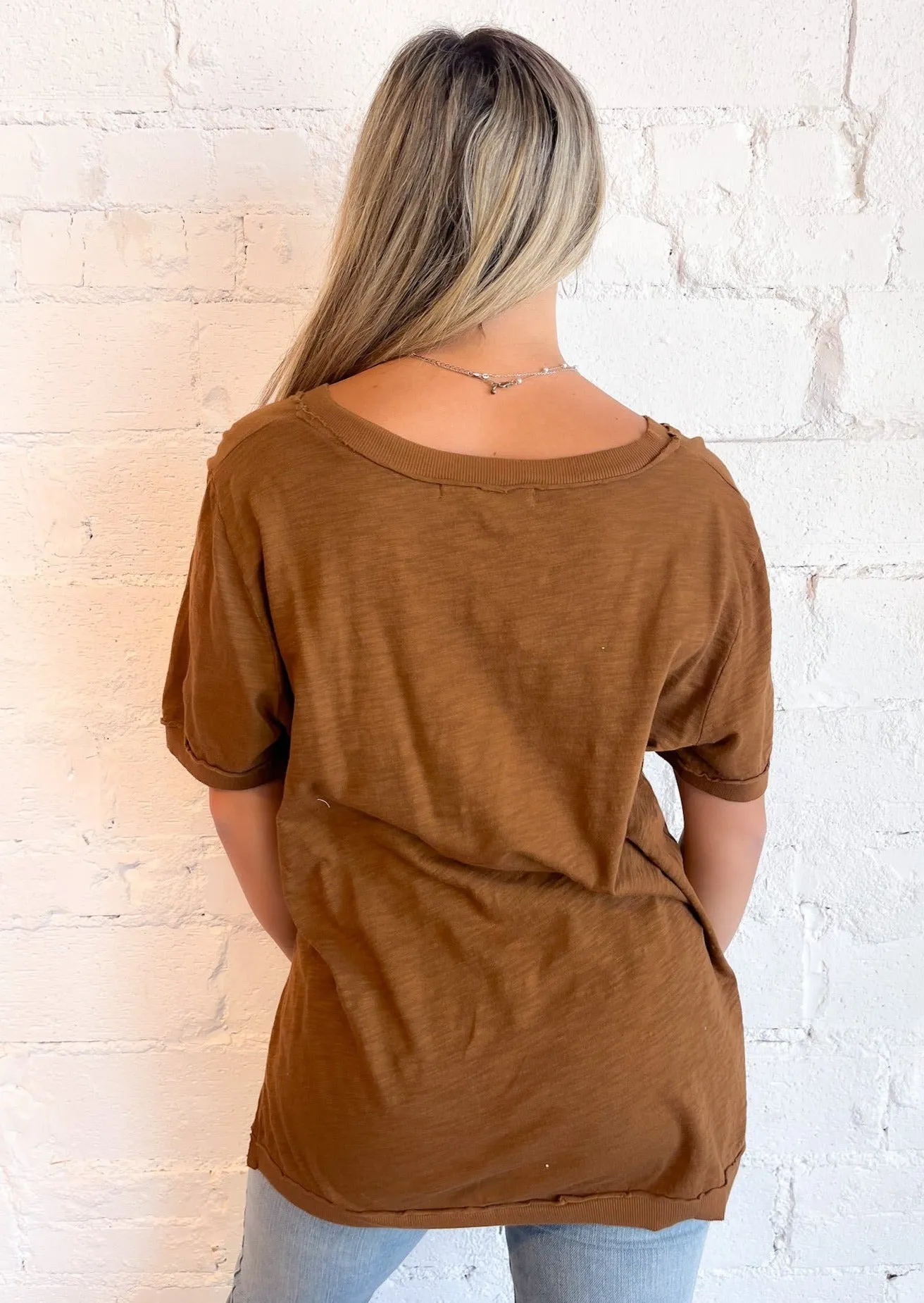 Cinnamon Spice Knock Out V-Neck Tee