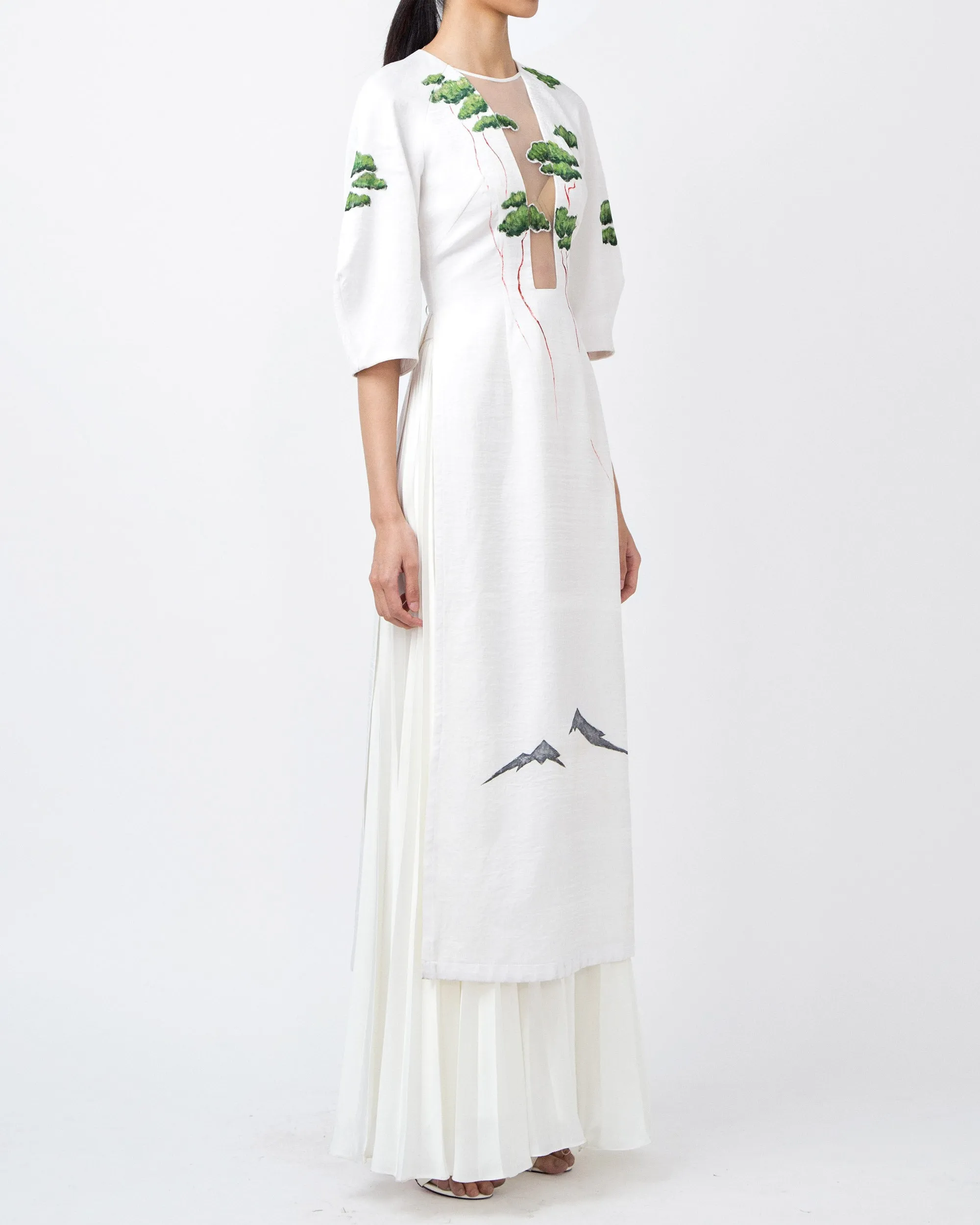 Flying Forest-painted Voluminous Sleeve White Contemporary Ao Dai