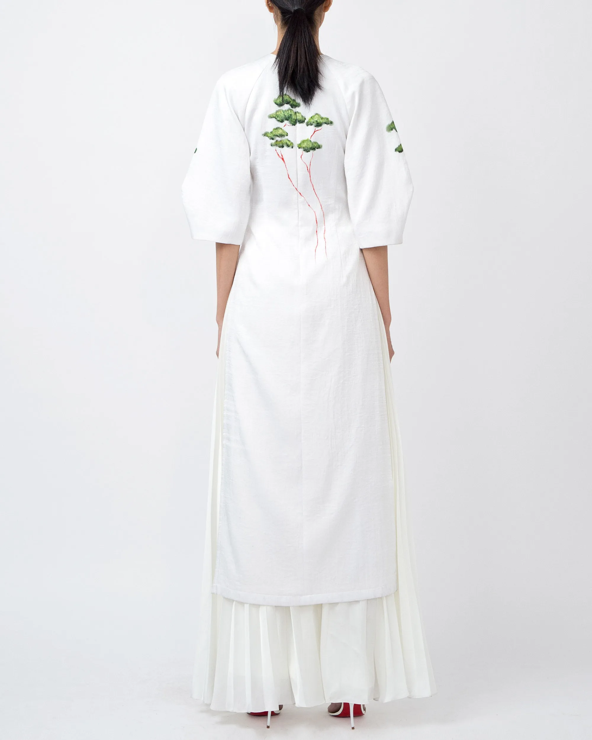 Flying Forest-painted Voluminous Sleeve White Contemporary Ao Dai