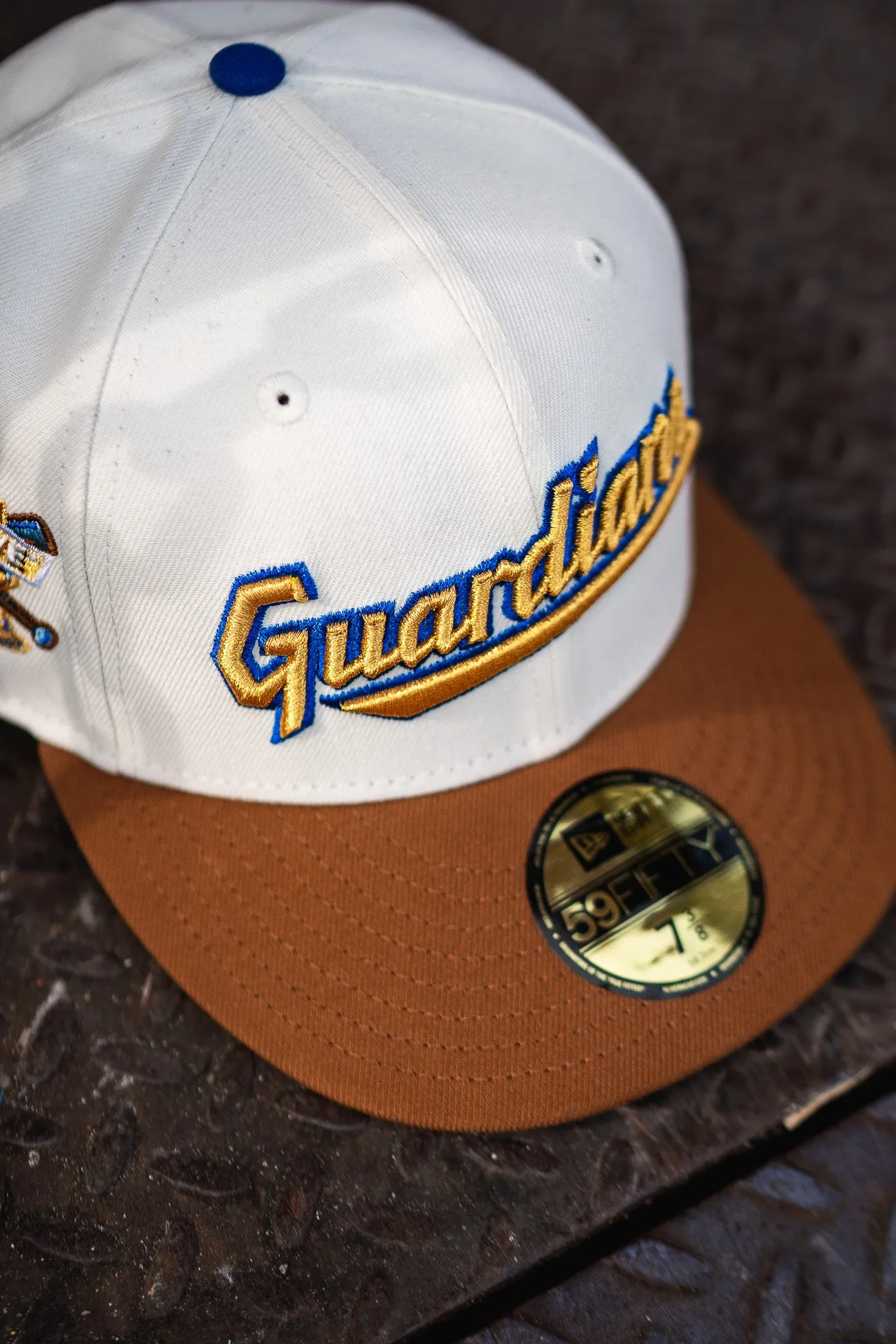 New Era Cleveland Guardians Progressive Field Grey UV (Off White/Wheat)