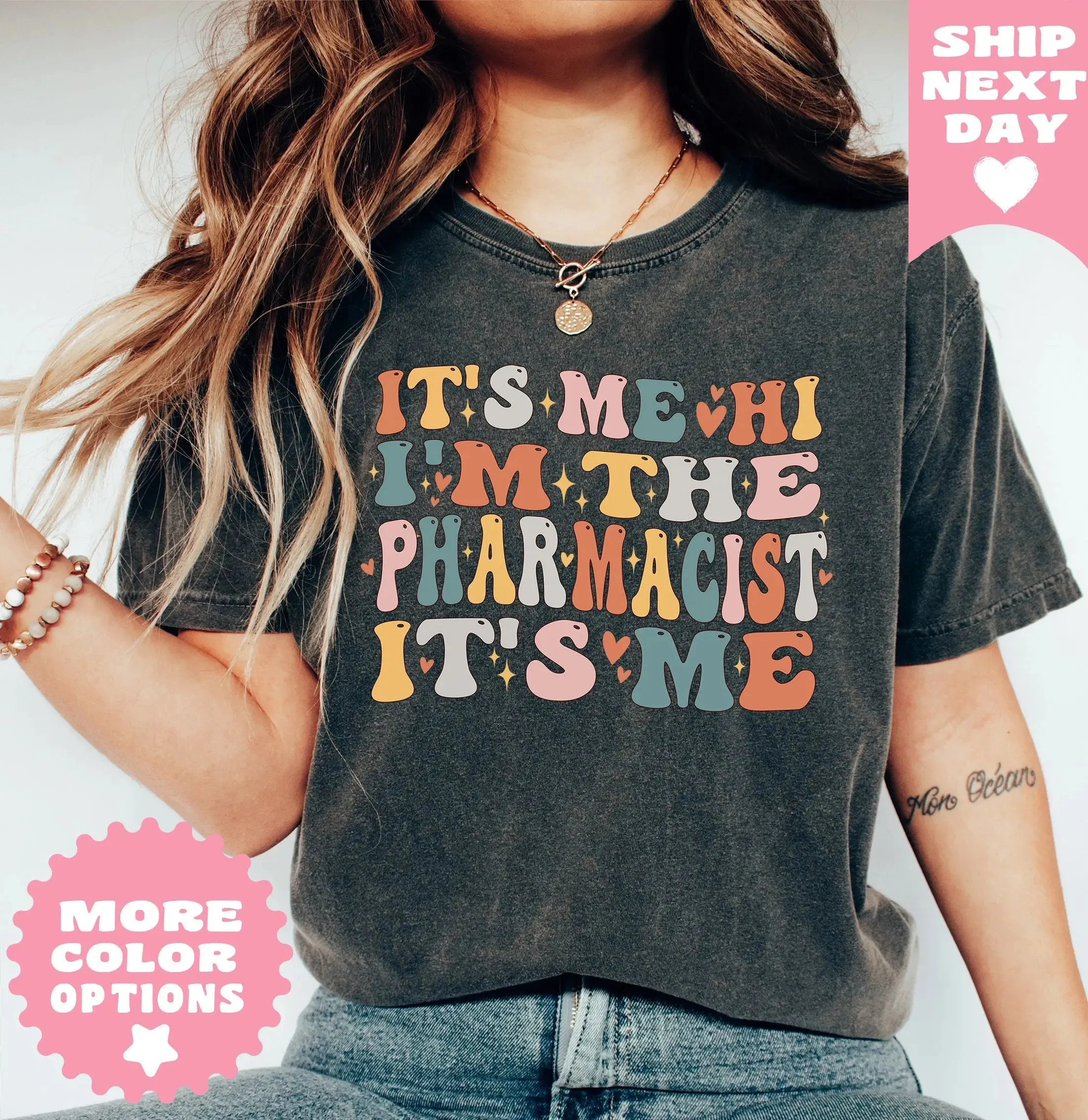 Pharmacist Shirt for Women, Its Me Hi Im the Pharmacist Its Me , Pharmacy School Gift for Pharmacy Student, Pharmacy Life T Shirt for Her