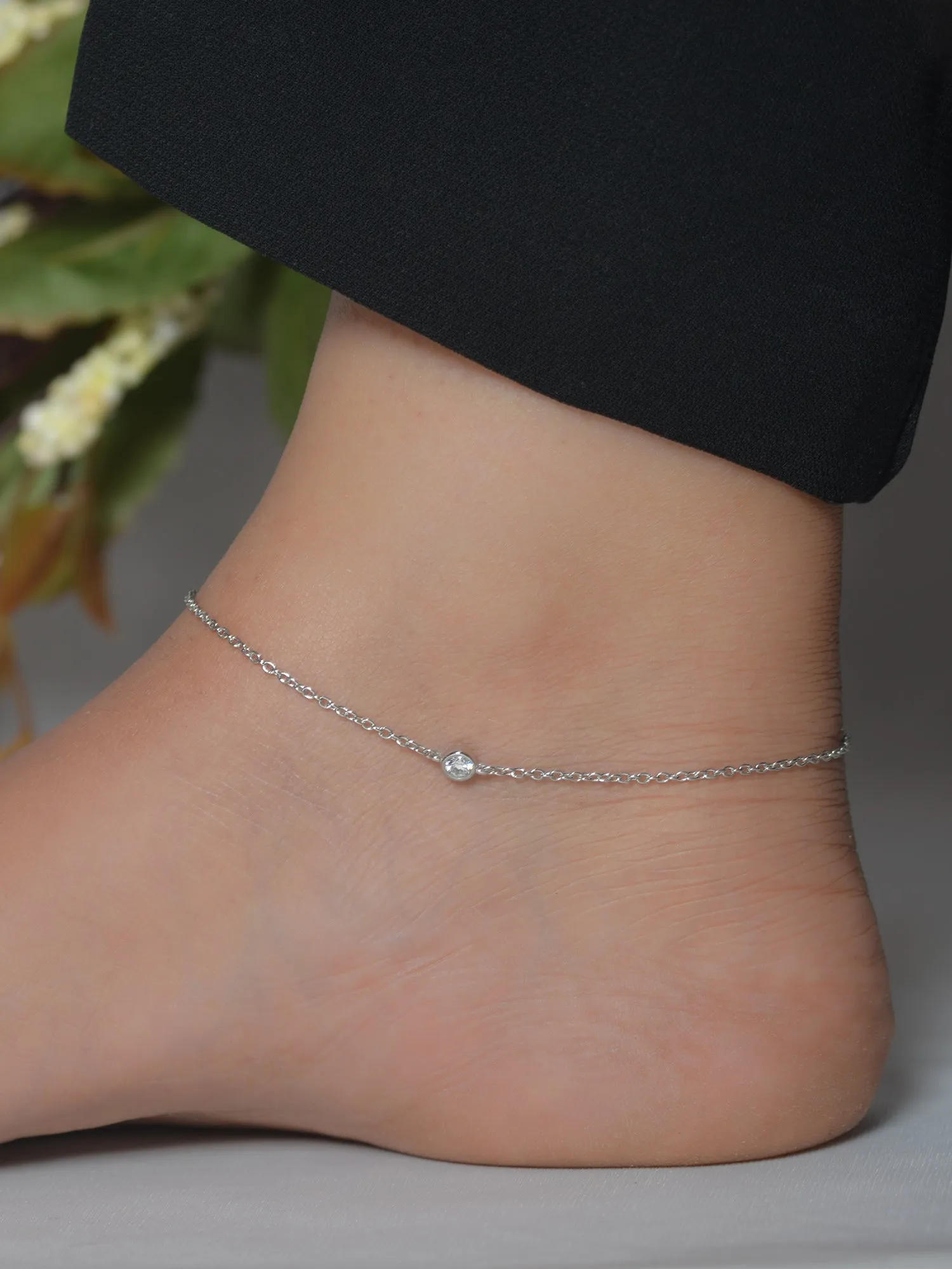 Single Solitaire Pure Silver Anklet For Women